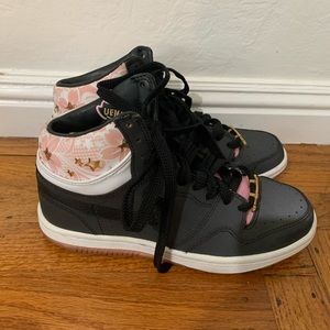 nike court hi sakura ueno
